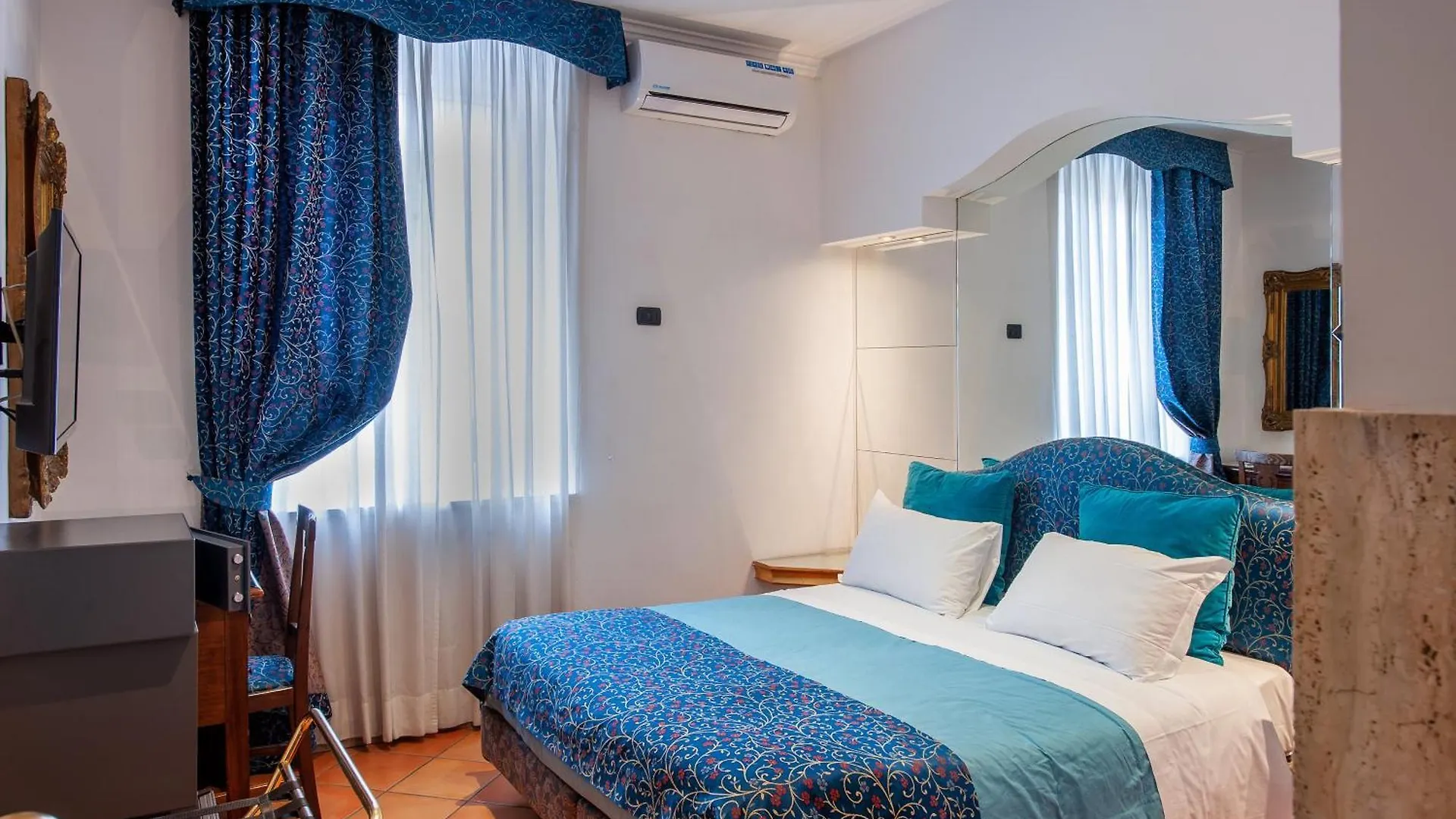 Hotel Canova Roma